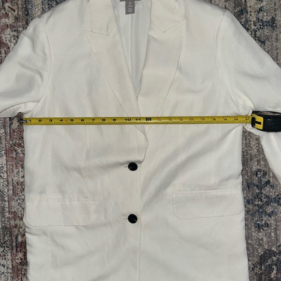 H&M Oversized White Linen/Viscose Blazer with Black Buttons-Small - Picture 6 of 9